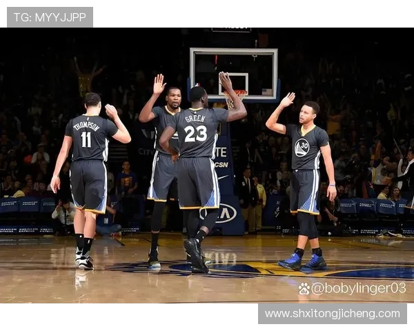 勇士与热火精彩对决全场录像回放尽享篮球盛宴